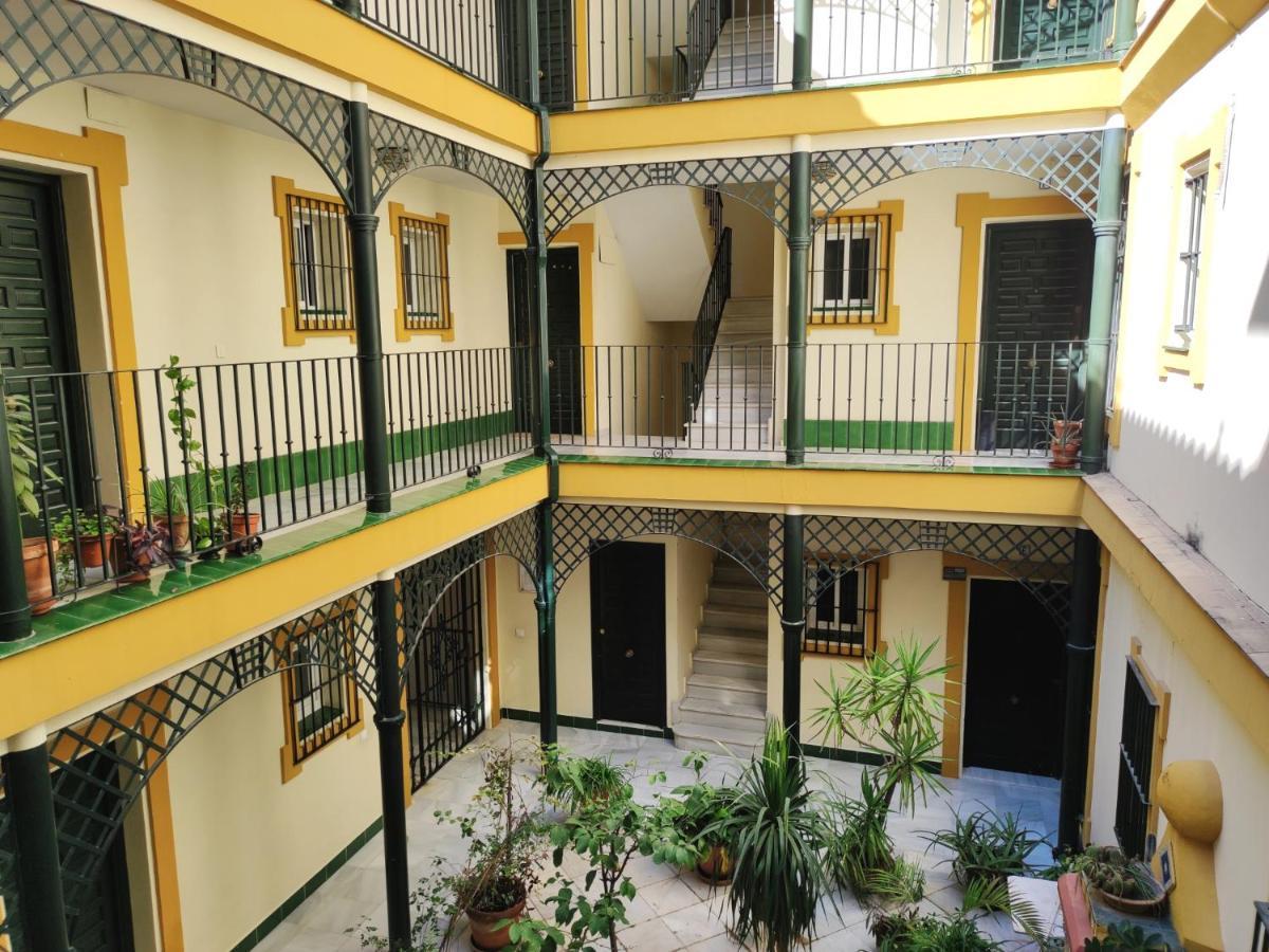 Estudio Rufina.Tranquilidad ,Alameda De Hercules! Σεβίλλη Εξωτερικό φωτογραφία